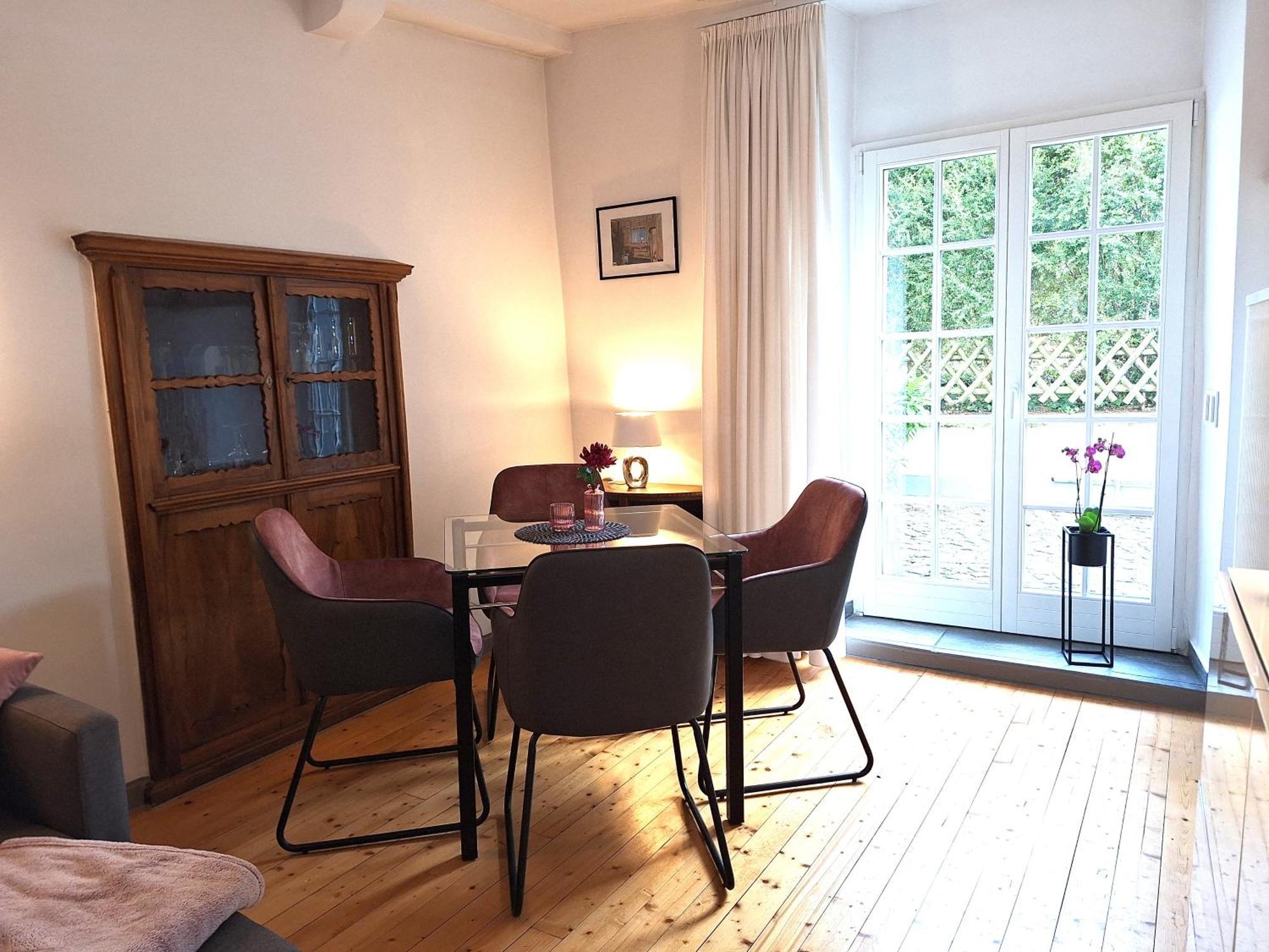 Moselperle- Urlaub Im Historischen Fachwerkhaeuschen Apartment Bullay Exterior photo